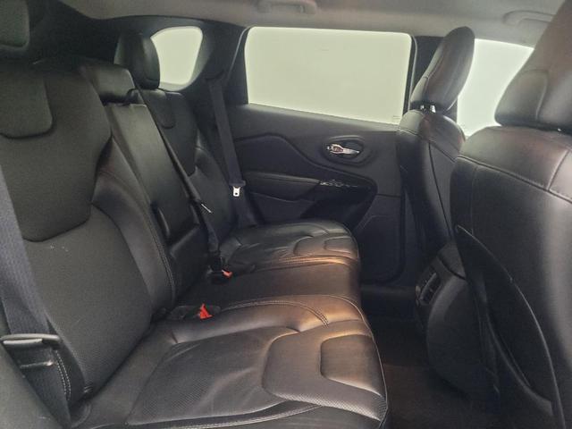 Photo of 2023 Bright White Clearcoat Jeep Cherokee