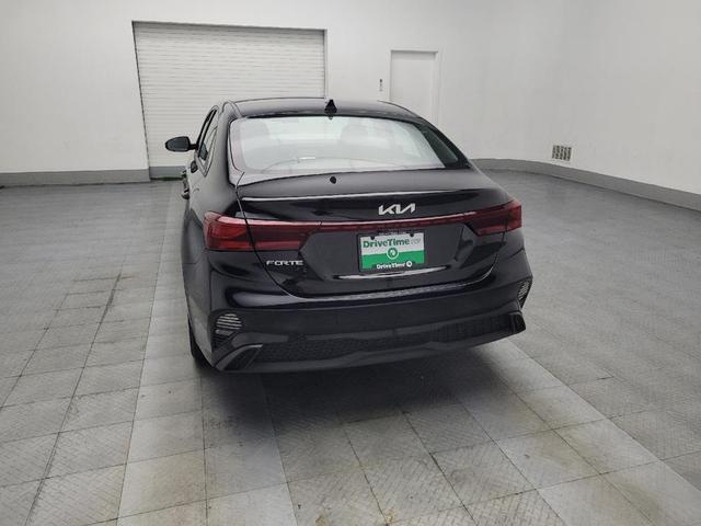 Photo of 2022 Aurora Black Kia Forte