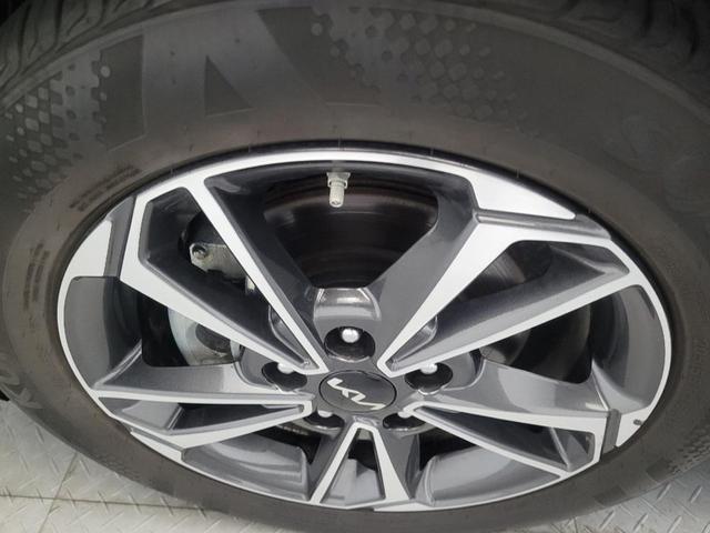 Photo of 2022 Aurora Black Kia Forte