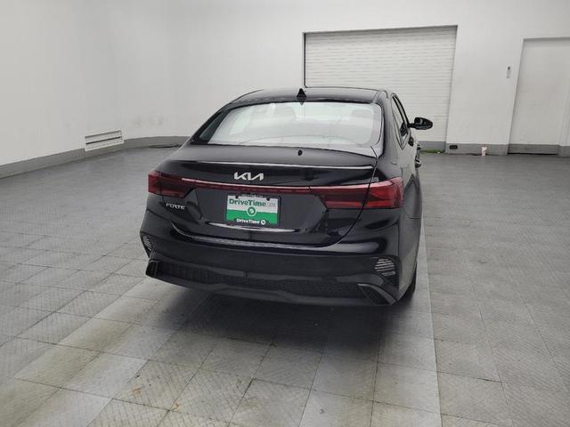 Photo of 2022 Aurora Black Kia Forte