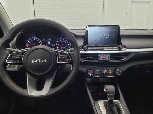 Photo of 2022 Aurora Black Kia Forte
