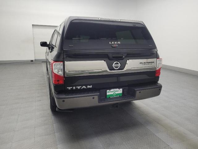 Photo of 2018 Magnetic Black Nissan Titan