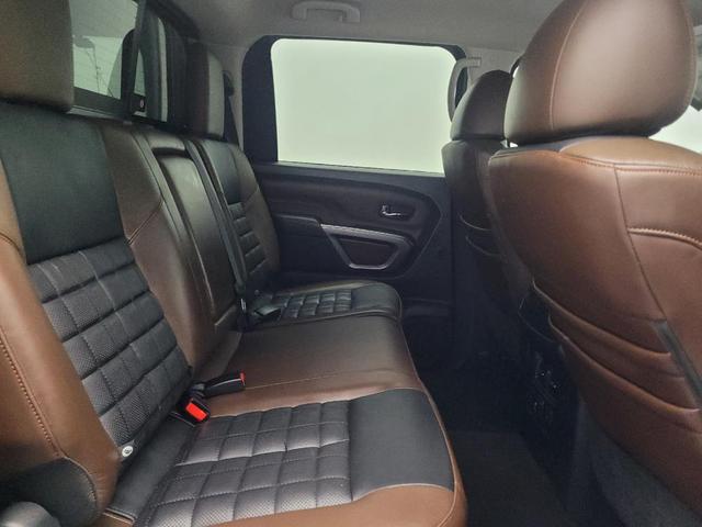 Photo of 2018 Magnetic Black Nissan Titan