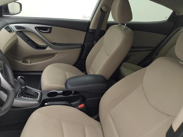 Photo of 2014 Pearl White Hyundai ELANTRA