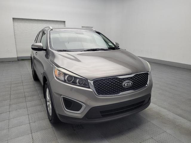 Photo of 2018 Titanium Silver Kia Sorento
