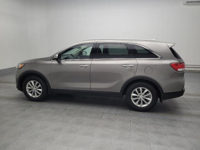 Photo of 2018 Titanium Silver Kia Sorento