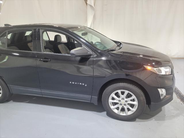 Photo of 2019 Mosaic Black Metallic Chevrolet Equinox