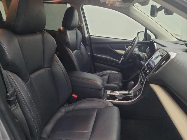 Photo of 2019 Ice Silver Metallic Subaru Ascent