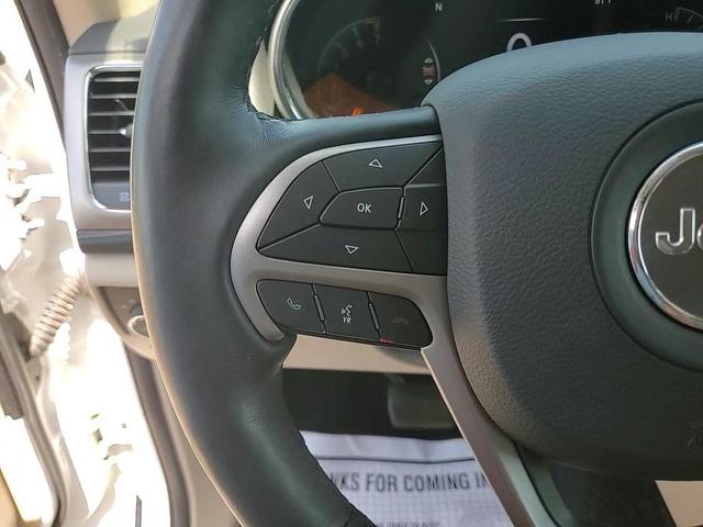 Photo of 2021 Bright White Clearcoat Jeep Grand Cherokee