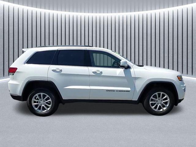 Photo of 2021 Bright White Clearcoat Jeep Grand Cherokee