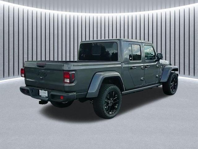 Photo of 2025 Granite Crystal Metallic Clearcoat Jeep Gladiator