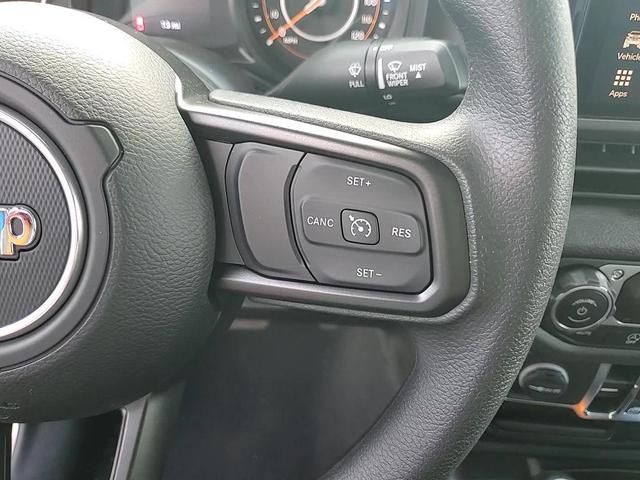 Photo of 2025 Granite Crystal Metallic Clearcoat Jeep Gladiator