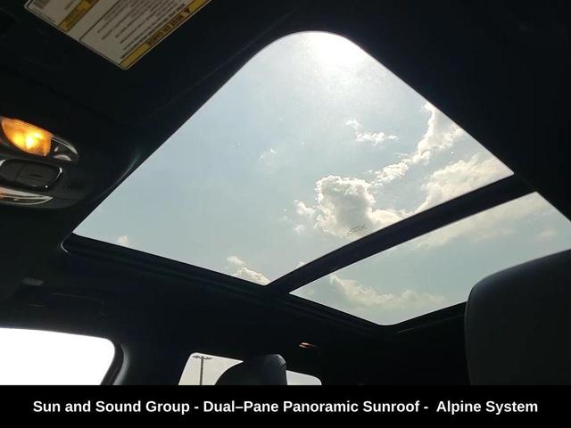Photo of 2022 Velvet Red Pearlcoat Jeep Compass