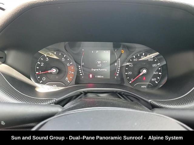 Photo of 2022 Velvet Red Pearlcoat Jeep Compass