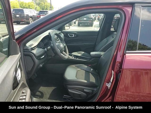 Photo of 2022 Velvet Red Pearlcoat Jeep Compass