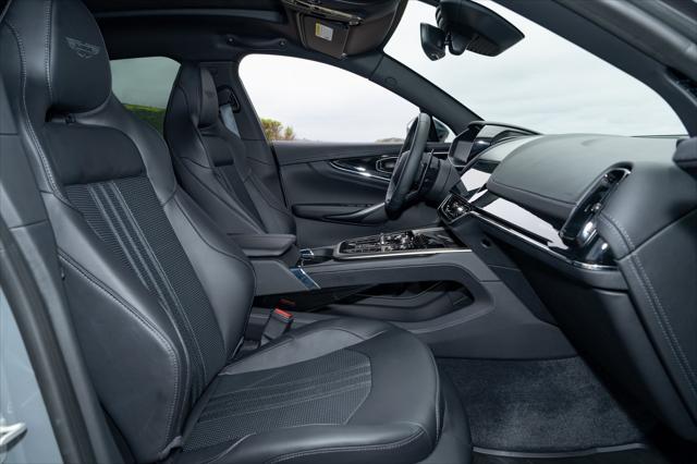 Photo of 2025 Grey Aston Martin DBX