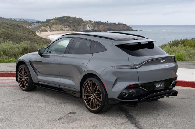 Photo of 2025 Grey Aston Martin DBX