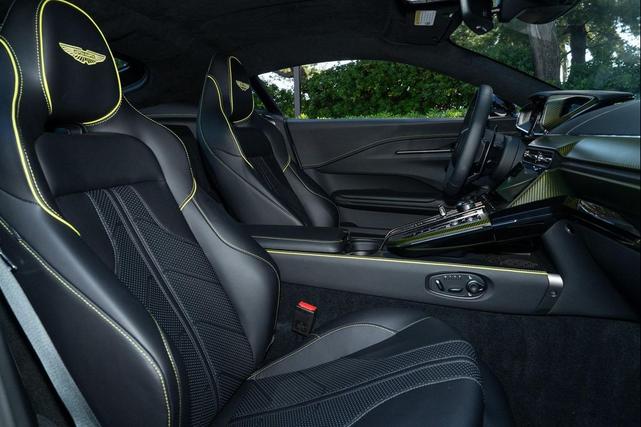 Photo of 2025 Silver Aston Martin Vantage