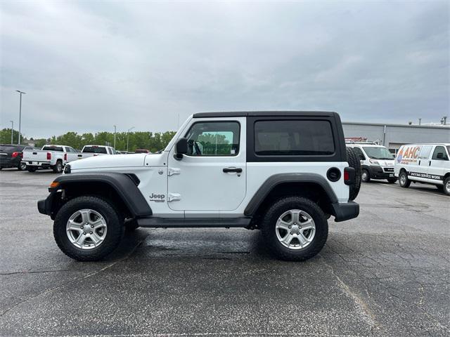 Photo of 2018 Bright White Clearcoat Jeep Wrangler