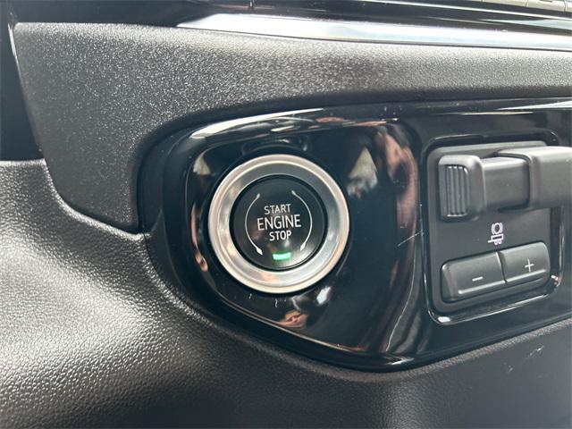 Photo of 2022 Onyx Black GMC Sierra 1500