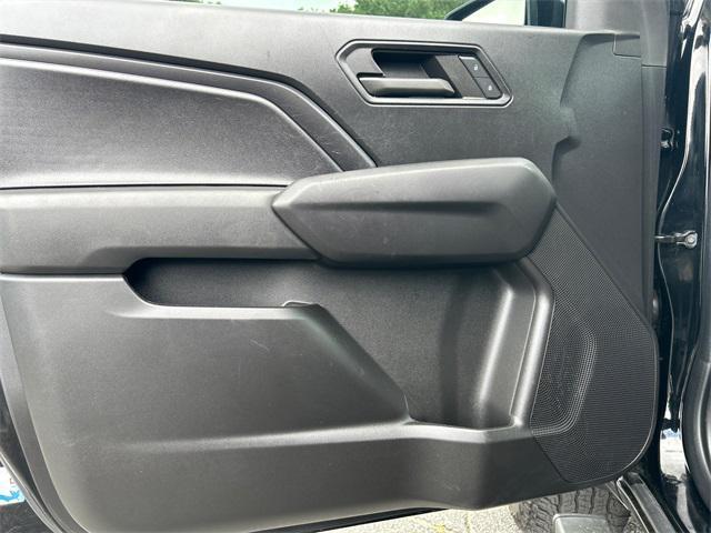 Photo of 2024 Black Chevrolet Colorado