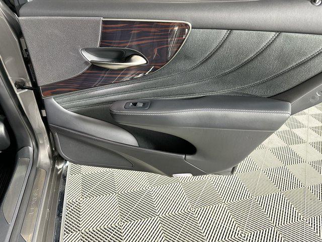 Photo of 2018 Manganese Luster Lexus LS 500