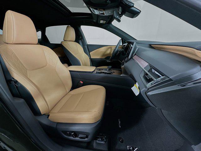 Photo of 2025 Nori Green Pearl Lexus RX 350