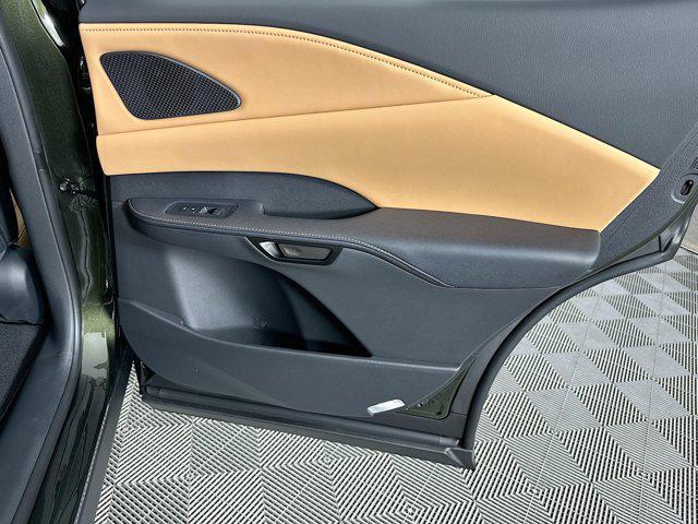 Photo of 2025 Nori Green Pearl Lexus RX 350