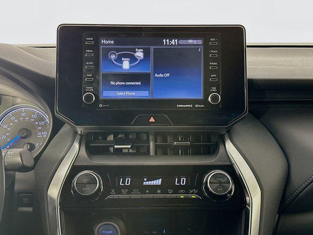 Photo of 2021 Blizzard Pearl Toyota Venza