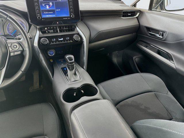 Photo of 2021 Blizzard Pearl Toyota Venza