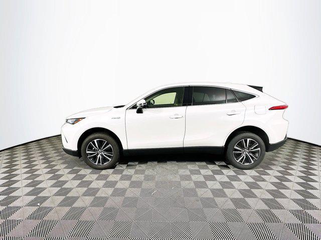 Photo of 2021 Blizzard Pearl Toyota Venza