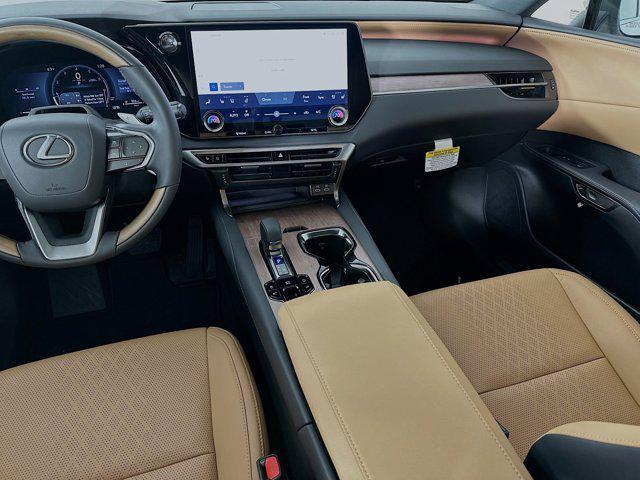 Photo of 2025 Eminent White Pearl Lexus RX 350