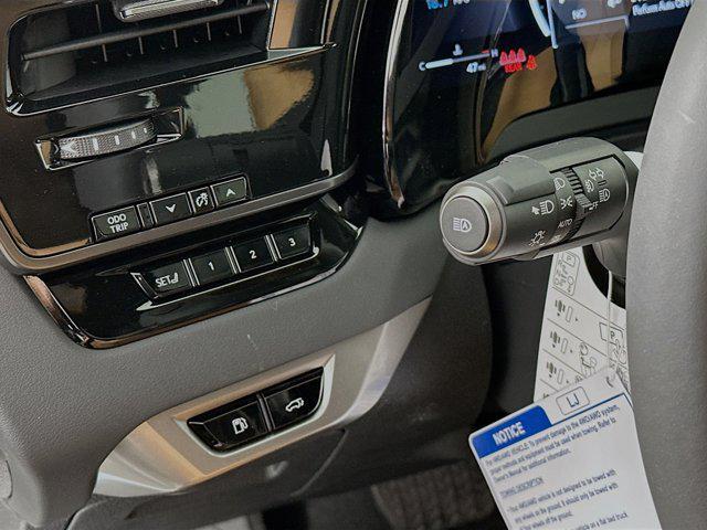 Photo of 2025 Eminent White Pearl Lexus RX 350