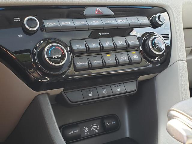 Photo of 2019 Snow White Pearl Kia Sportage