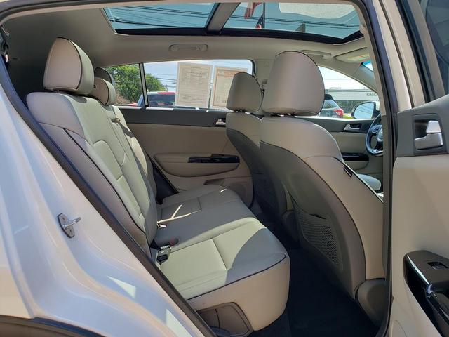 Photo of 2019 Snow White Pearl Kia Sportage