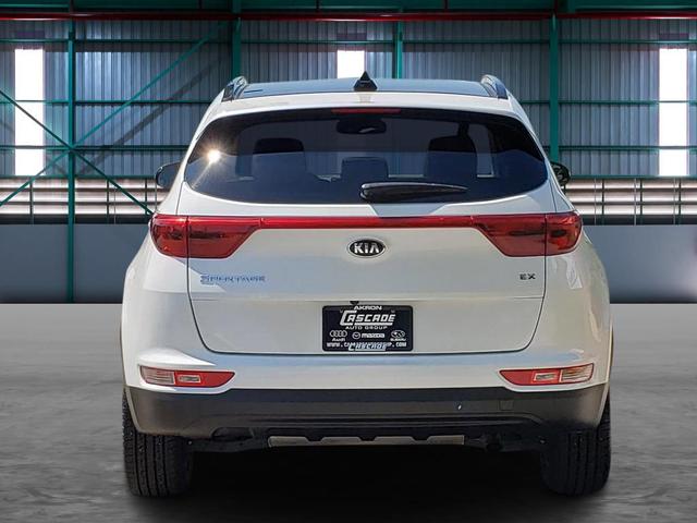 Photo of 2019 Snow White Pearl Kia Sportage