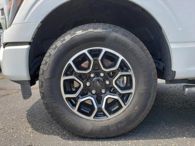 Photo of 2023 Oxford White Ford F-150