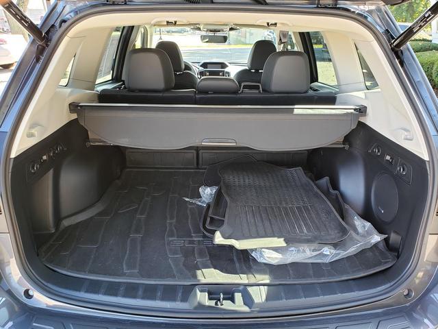 Photo of 2022 Magnetite Gray Metallic Subaru Forester