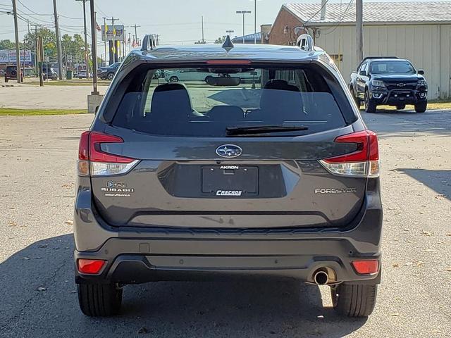 Photo of 2022 Magnetite Gray Metallic Subaru Forester