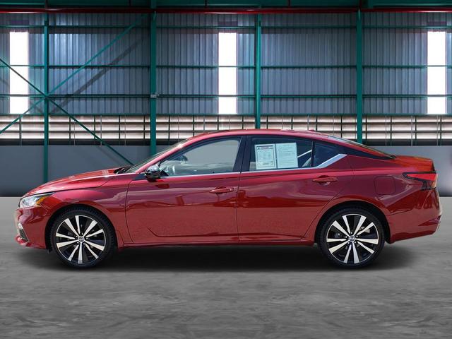 Photo of 2021 Scarlet Ember Tintcoat Nissan Altima