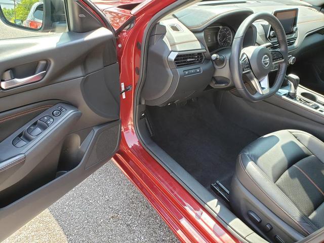 Photo of 2021 Scarlet Ember Tintcoat Nissan Altima