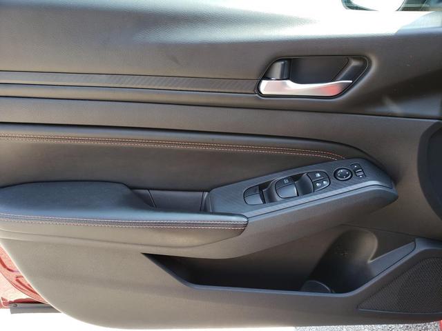 Photo of 2021 Scarlet Ember Tintcoat Nissan Altima