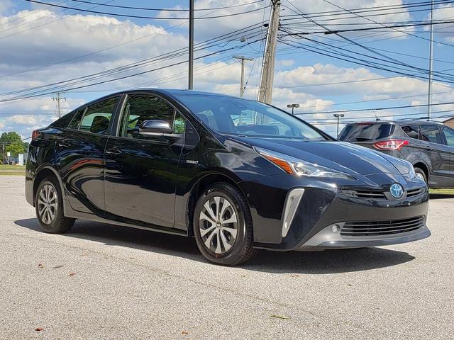 Photo of 2021 Midnight Black Metallic Toyota Prius