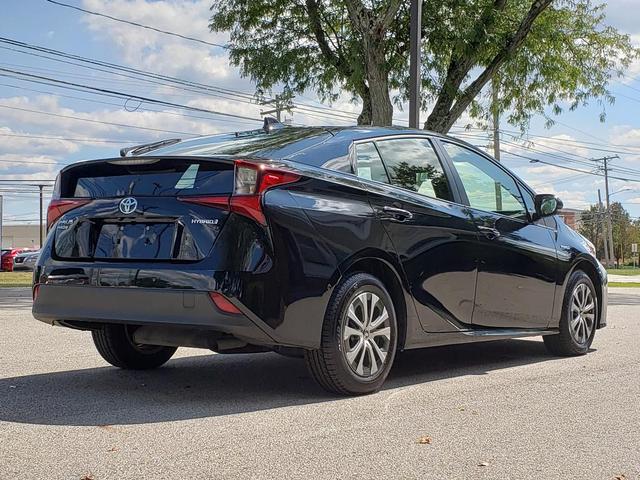 Photo of 2021 Midnight Black Metallic Toyota Prius