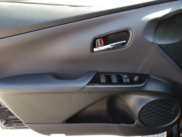 Photo of 2021 Midnight Black Metallic Toyota Prius