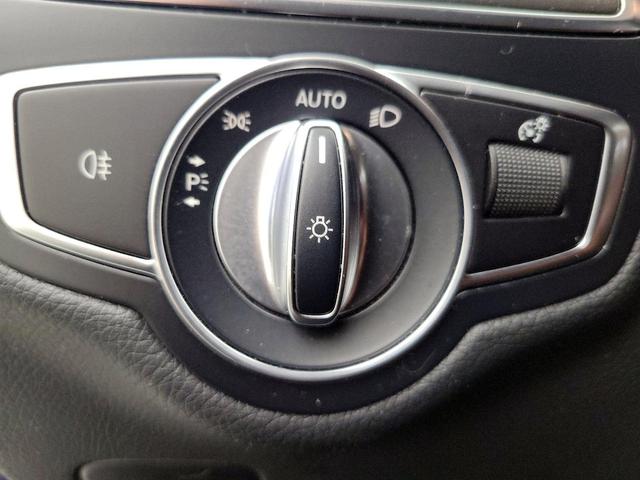 Photo of 2021 Blue Mercedes-Benz C-Class