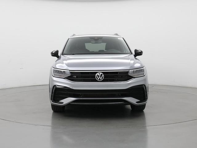 Photo of 2022 Silver Volkswagen Tiguan