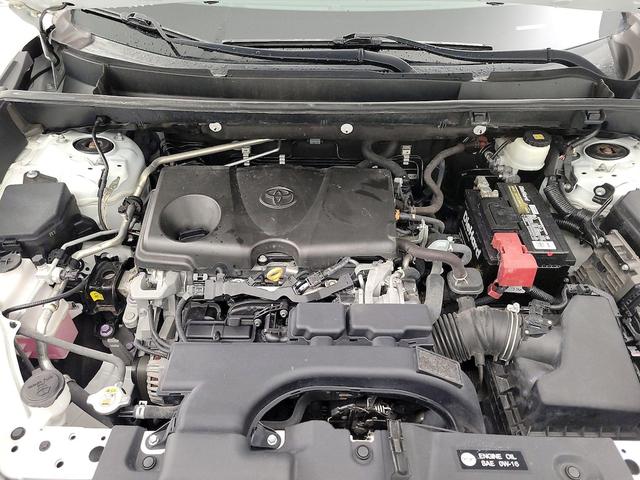 Photo of 2020 White Toyota RAV4