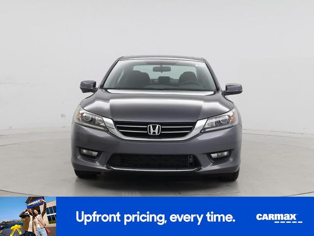 Photo of 2015 Gray Honda Accord