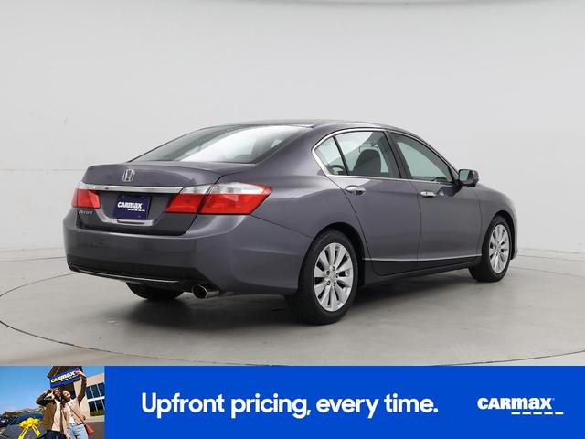 Photo of 2015 Gray Honda Accord
